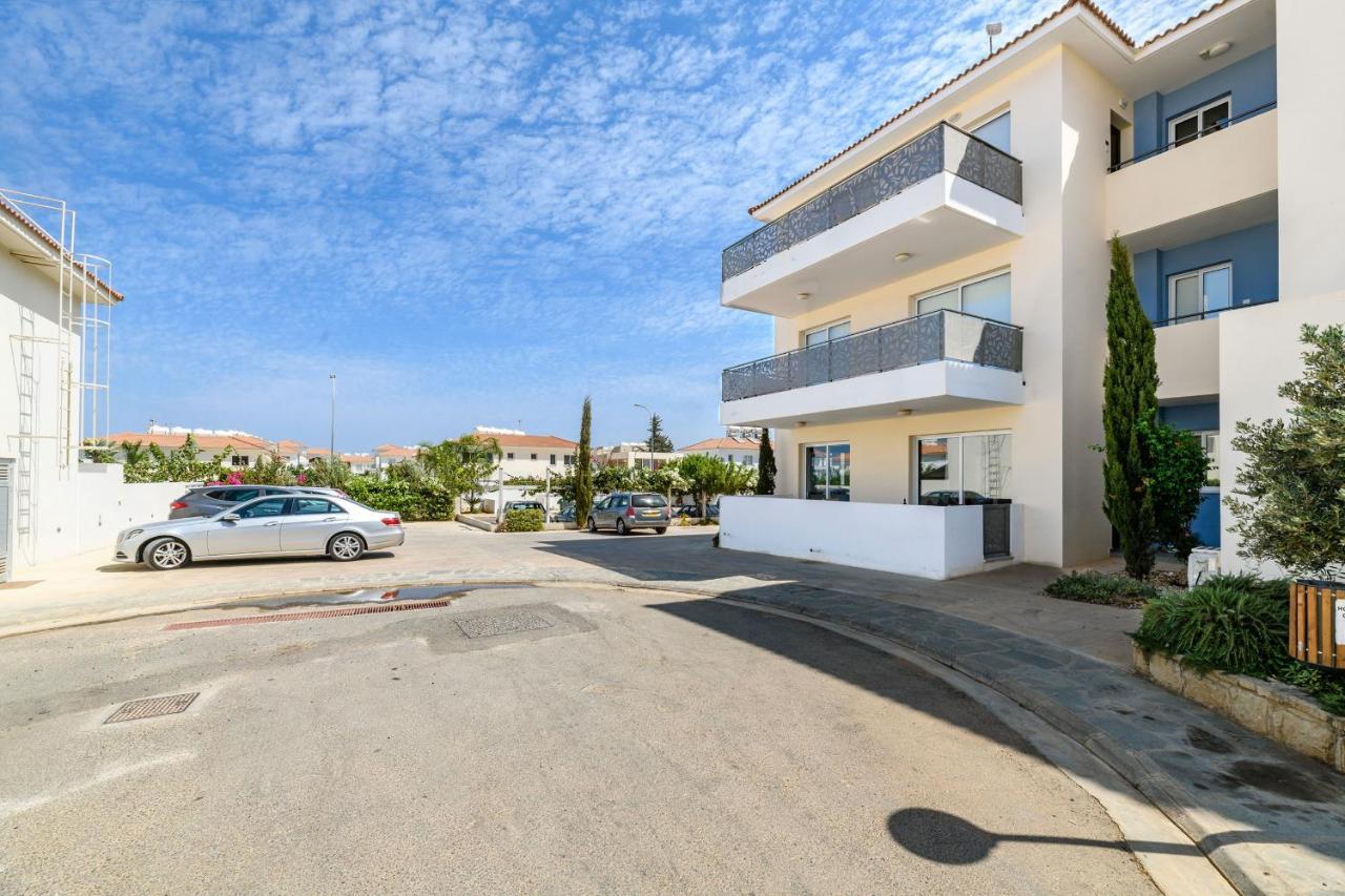 Mythical Sands Apartments Protaras Bagian luar foto