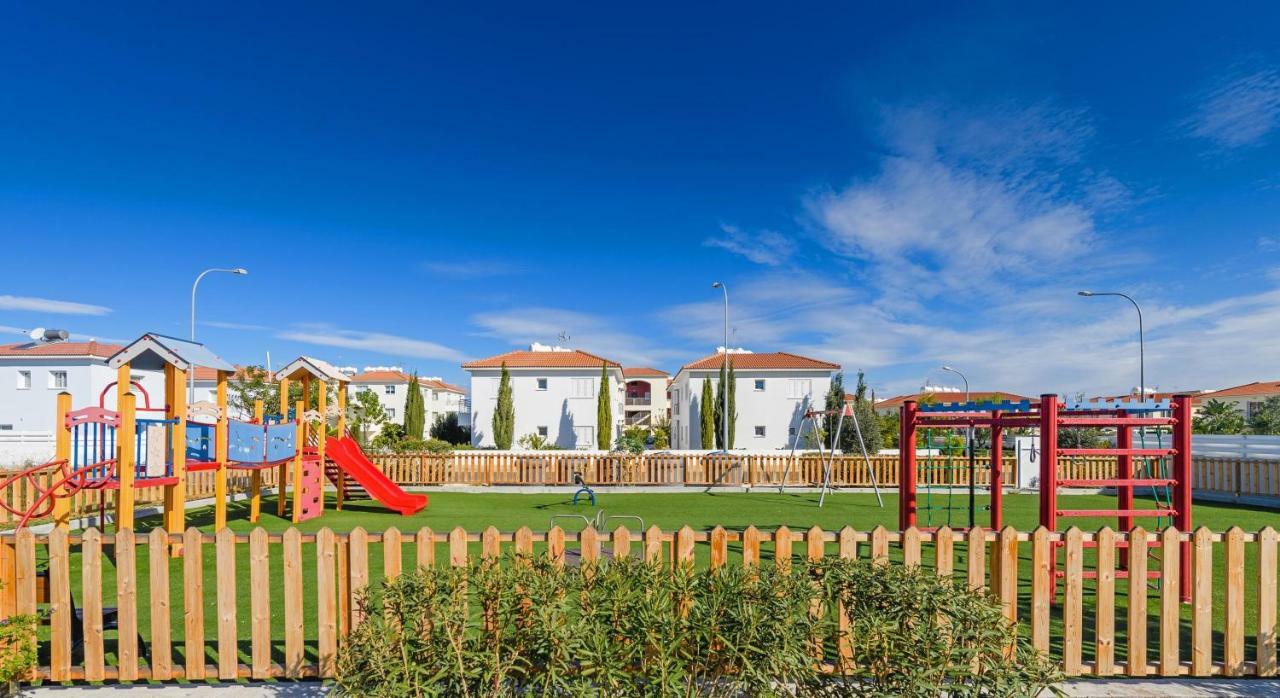 Mythical Sands Apartments Protaras Bagian luar foto